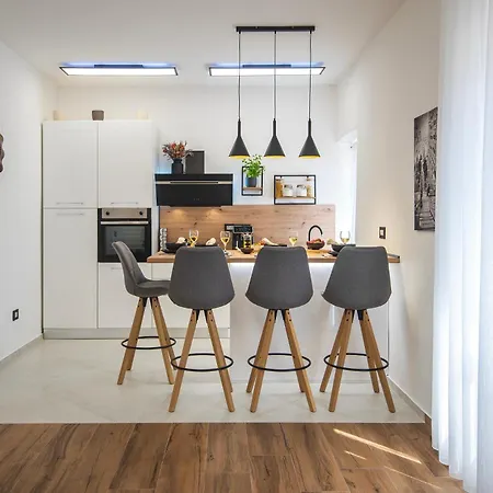Lux Maximus Apartment Pula Exterior photo